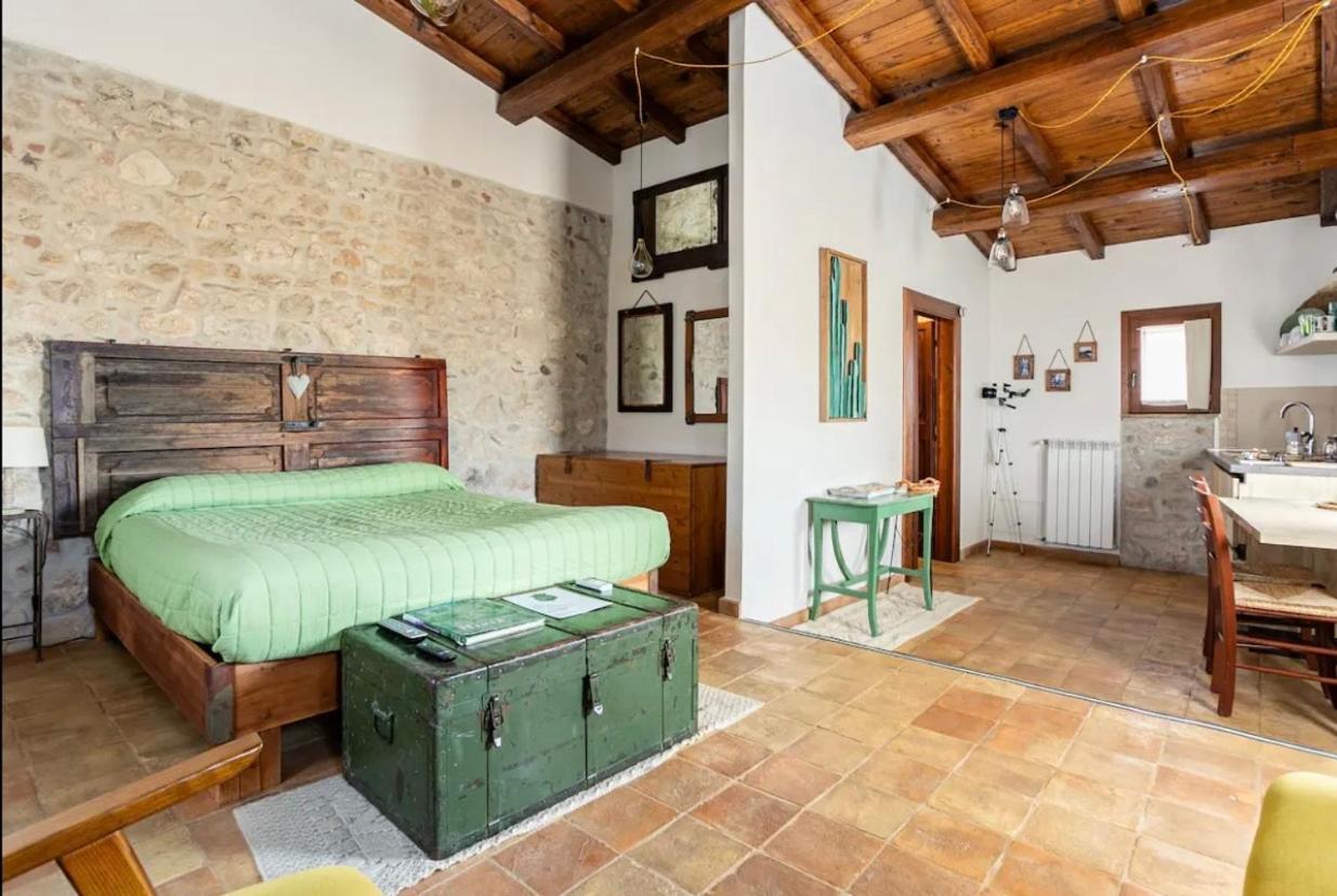 Aurora Medieval House Sermoneta Bagian luar foto